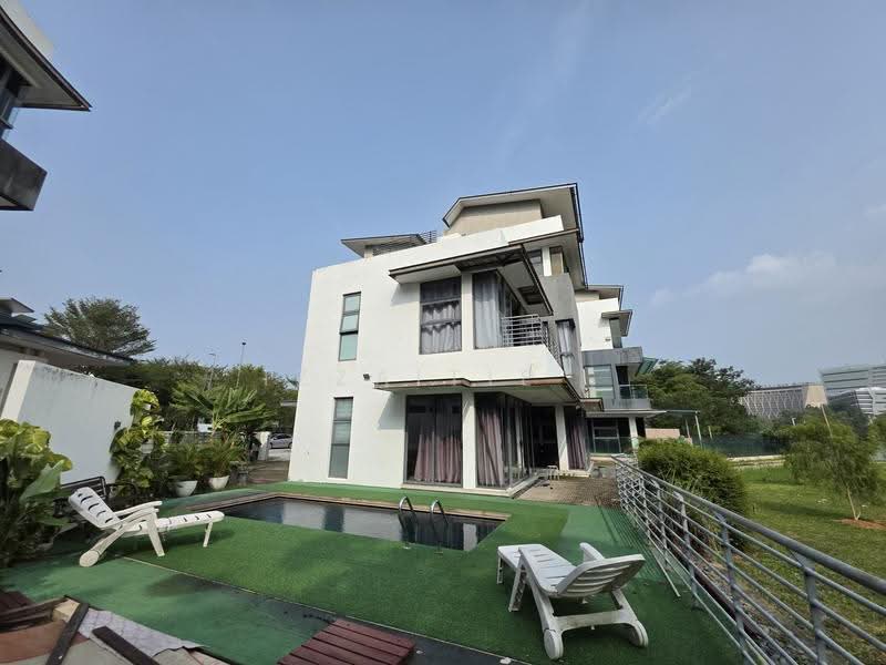 Semi-Detached House for Sale in Presint 8 (Putrajaya) - Izzaitie . - Exterior - PropertyGuru.com.my