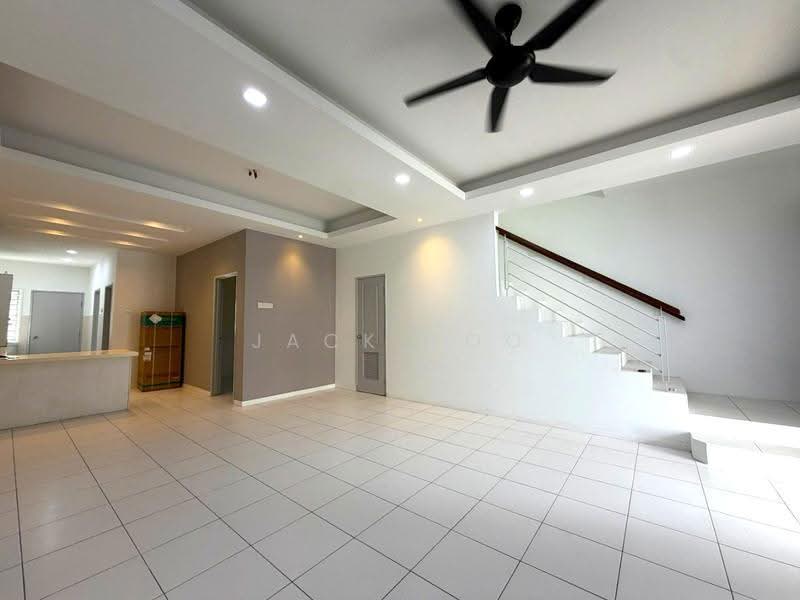 Rumah Teres 2-Tingkat untuk Disewa di Bandar Botanic (Klang) - Jack Boo - Living Room - PropertyGuru.com.my