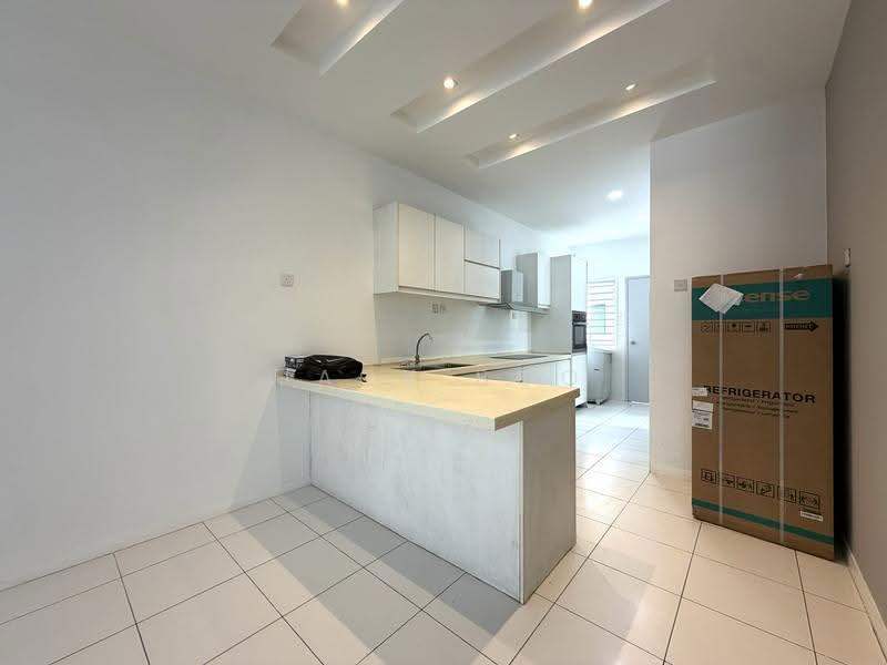 Rumah Teres 2-Tingkat untuk Disewa di Bandar Botanic (Klang) - Jack Boo - Kitchen - PropertyGuru.com.my