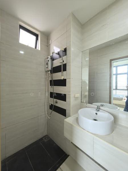 Service Residence for Rent at D'Summit Residences - Gerard Lo - Bathroom - PropertyGuru.com.my