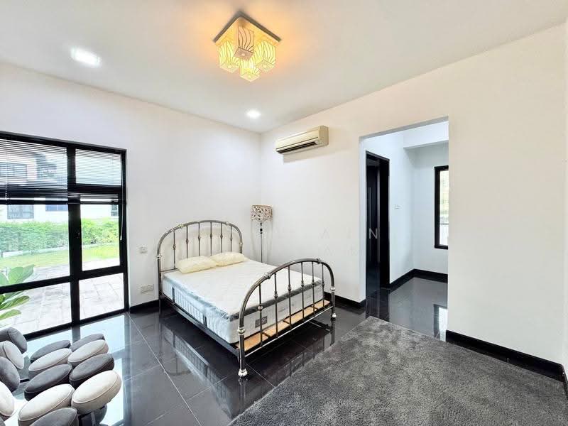 Bungalow House for Sale in Perdana Lakeview East (Cyberjaya) - Nurul Ain Muharam - Bedroom - PropertyGuru.com.my