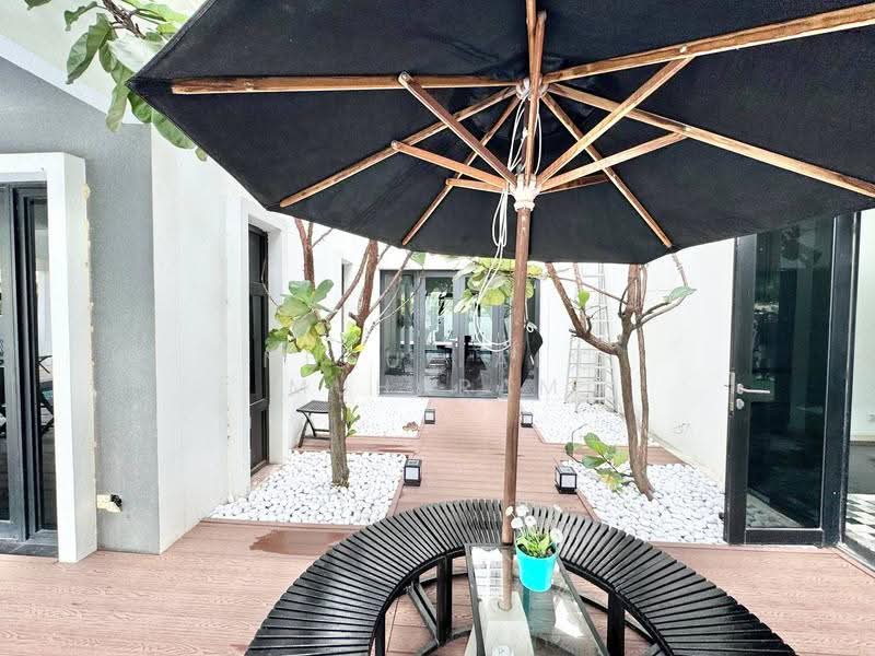 Bungalow House for Sale in Perdana Lakeview East (Cyberjaya) - Nurul Ain Muharam - Exterior - PropertyGuru.com.my