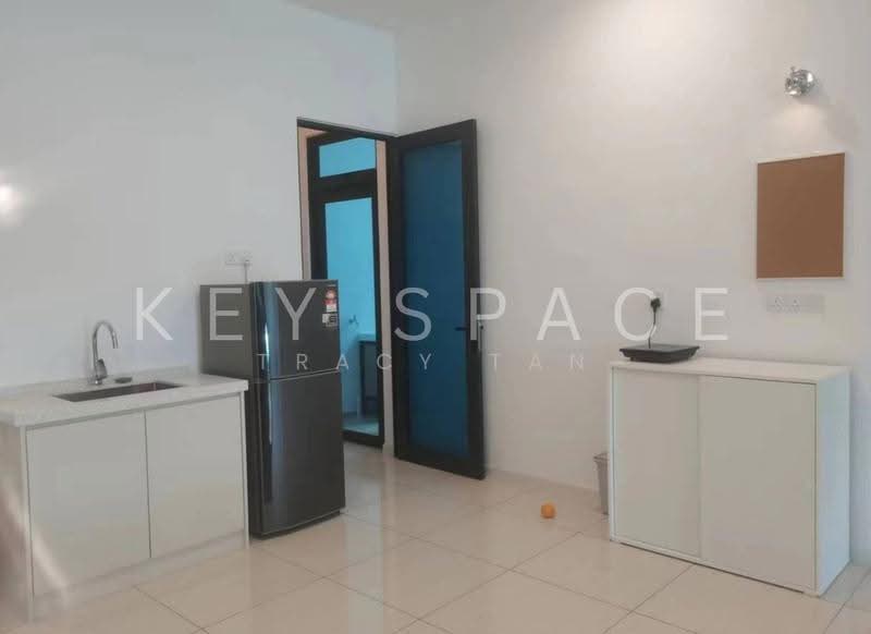 Condominium for Rent at Queens Residences Q1 @ Queens Waterfront - Tracy Tan - Kitchen - PropertyGuru.com.my