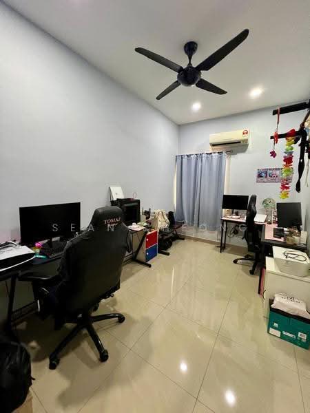 2-storey Terraced House for Sale in Taman Universiti Indah (Seri Kembangan) - Sean Cheong - Study - PropertyGuru.com.my