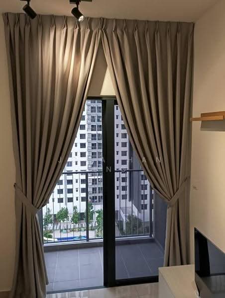 Kondominium untuk Disewa di M Luna - Jonathan Eng - Balcony - PropertyGuru.com.my
