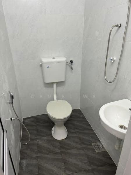 2-storey Terraced House for Sale in Taman Cempaka (Ipoh) - Daniel Wa - Bathroom - PropertyGuru.com.my