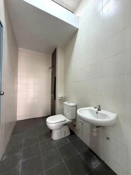 Rumah Kluster untuk Dijual di Bandar Parklands (Klang) - Jack Boo - Bathroom - PropertyGuru.com.my