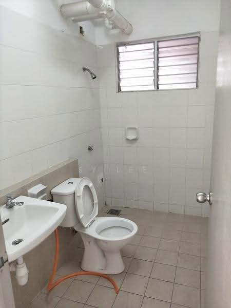 Apartment for Rent at Suria Permai - SY Lee - Bathroom - PropertyGuru.com.my