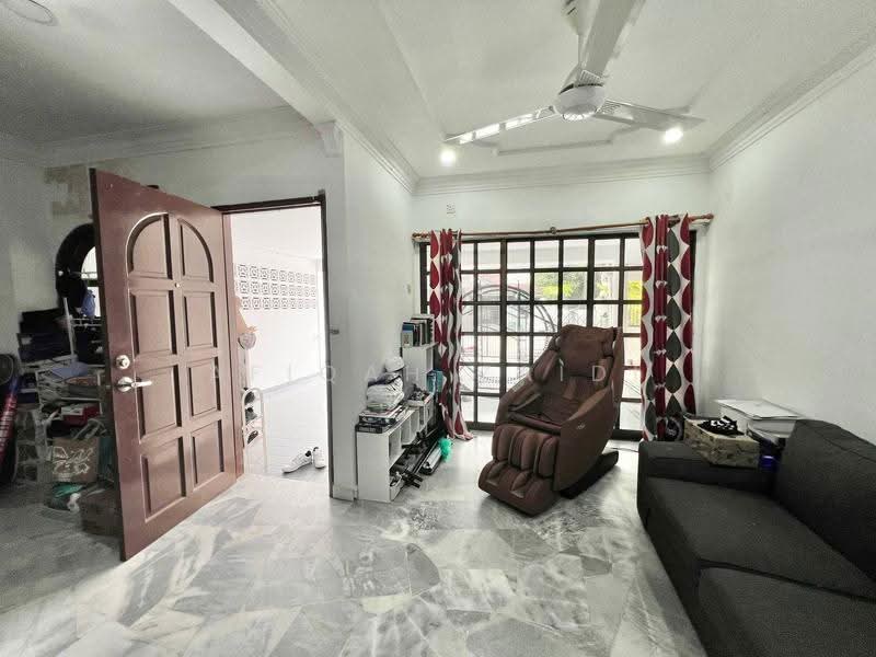 Rumah Teres 2.5-Tingkat untuk Dijual di Bukit Antarabangsa (Ulu Kelang) - Afiqah zaidi - Living Room - PropertyGuru.com.my
