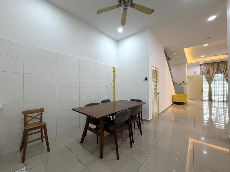 Rumah Kluster untuk Dijual di Bandar Parklands (Klang) - Jack Boo - Dining Room - PropertyGuru.com.my