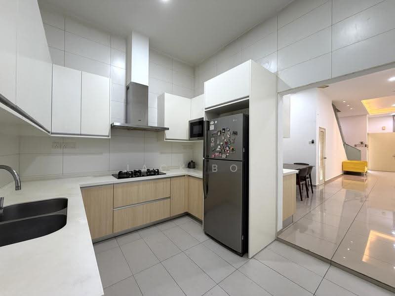 Rumah Kluster untuk Dijual di Bandar Parklands (Klang) - Jack Boo - Kitchen - PropertyGuru.com.my