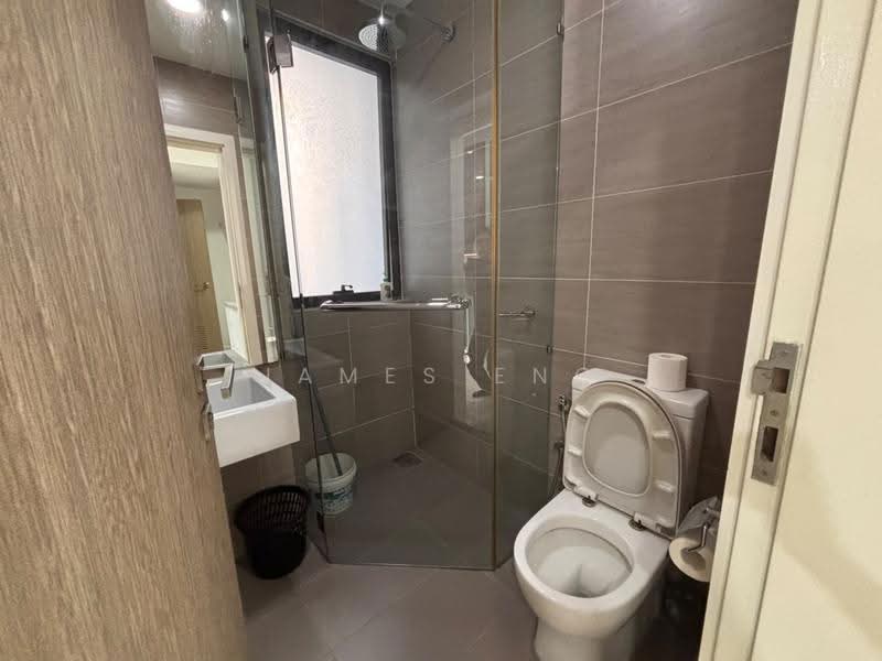 Pejabat untuk Dijual di Petaling Jaya (Selangor) - James Eng - Bathroom - PropertyGuru.com.my