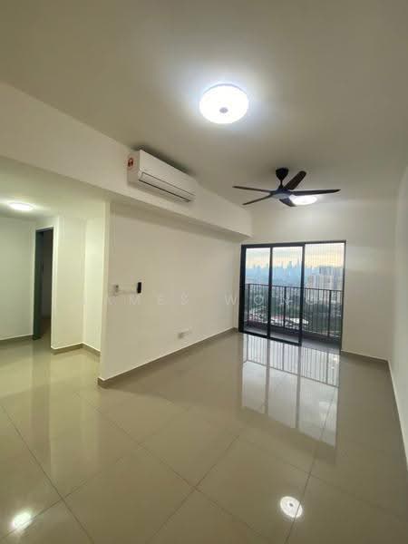 Kediaman Servis untuk Disewa di M Arisa - James Wong - Living Room - PropertyGuru.com.my