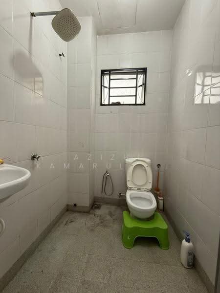 Townhouse for Sale in Taman Tropika 2 (Kajang) - Azizul Kamarul Zaman - Bathroom - PropertyGuru.com.my