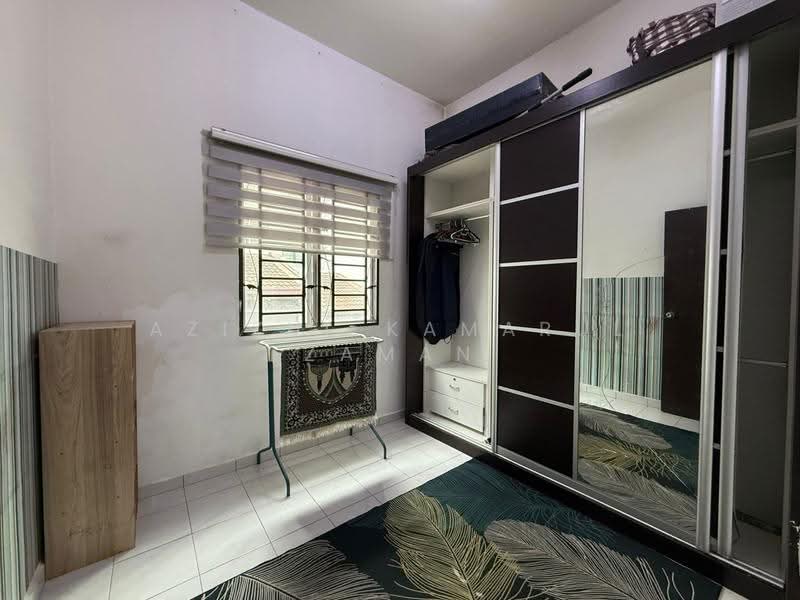 Townhouse for Sale in Taman Tropika 2 (Kajang) - Azizul Kamarul Zaman - Bedroom - PropertyGuru.com.my
