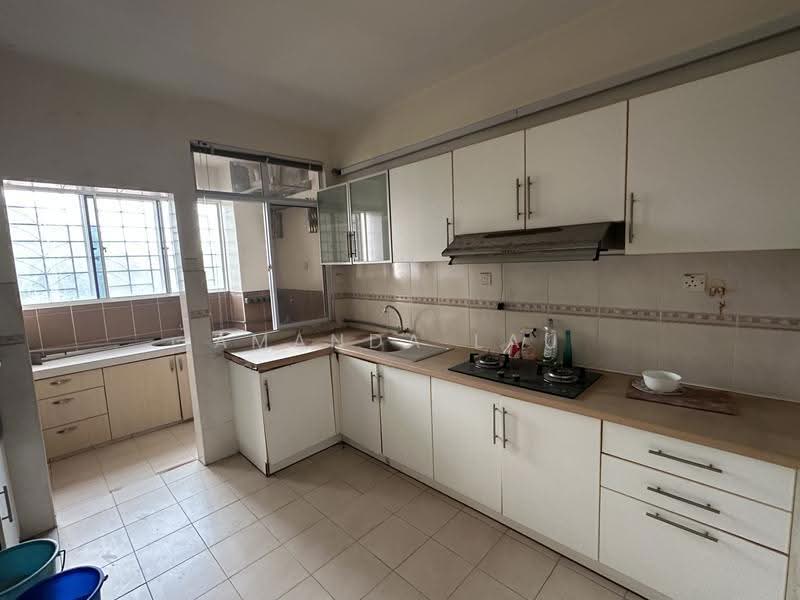 Condominium for Sale at Aseana Puteri - Amanda Lau - Kitchen - PropertyGuru.com.my