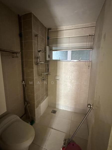 Condominium for Sale at Aseana Puteri - Amanda Lau - Common Bathroom - PropertyGuru.com.my