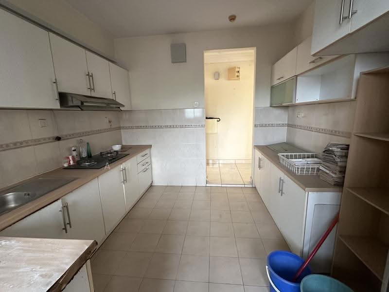 Condominium for Sale at Aseana Puteri - Amanda Lau - Kitchen - PropertyGuru.com.my