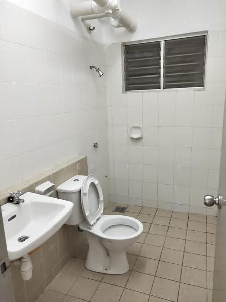 Apartment for Rent at Suria Permai - SY Lee - Bathroom - PropertyGuru.com.my