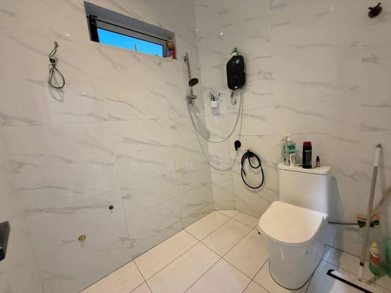 Bungalow House for Sale in Bandar Kajang (Kajang) - Nadrah Omar - Bathroom - PropertyGuru.com.my