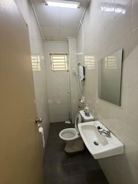 2-storey Terraced House for Rent in Kulai (Johor) - Sing Ying - Bathroom - PropertyGuru.com.my