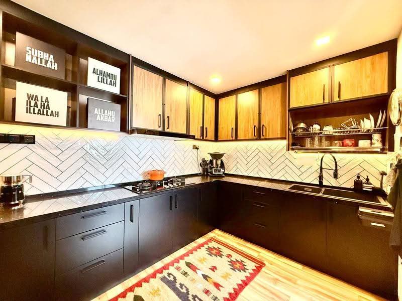 Condominium for Sale at Pantai Hillpark 5 - Abid Sabarudin - Kitchen - PropertyGuru.com.my