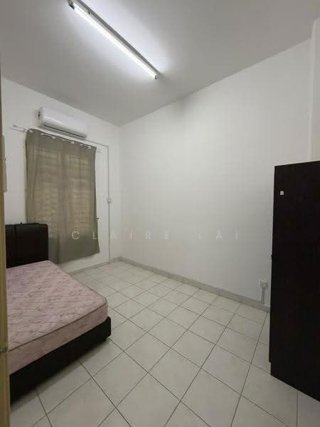 2-storey Terraced House for Rent in Bandar Putra Kulai (Kulai) - Claire Lai - Bedroom - PropertyGuru.com.my
