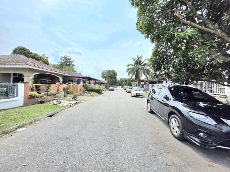 Semi-Detached House for Sale in Sepang (Selangor) - Wan Azlan Ahmad - PropertyGuru.com.my