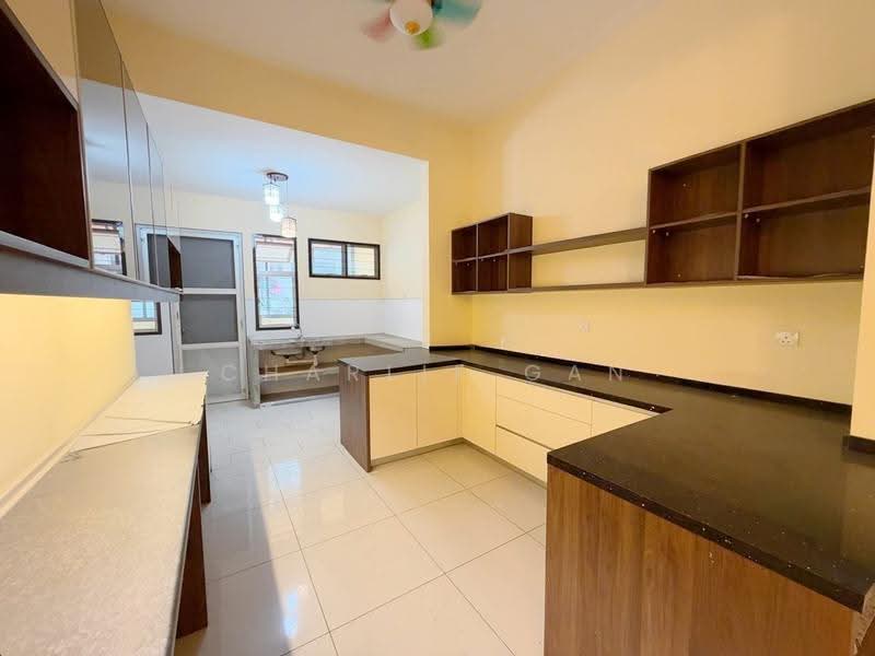 2-storey Terraced House for Rent in Bandar Saujana Putra (Tanjong Duabelas) - Charlie Gan - Kitchen - PropertyGuru.com.my