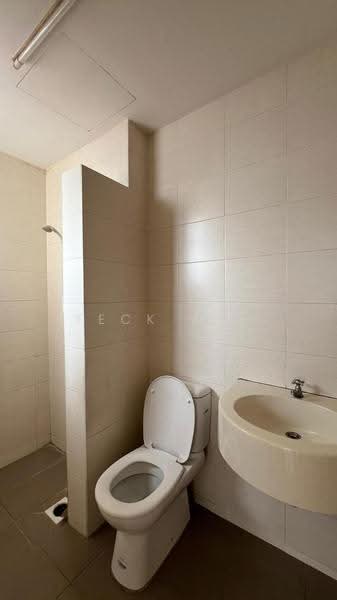 Service Residence for Sale at Platinum Lake PV 21 - Teck Wee - PropertyGuru.com.my