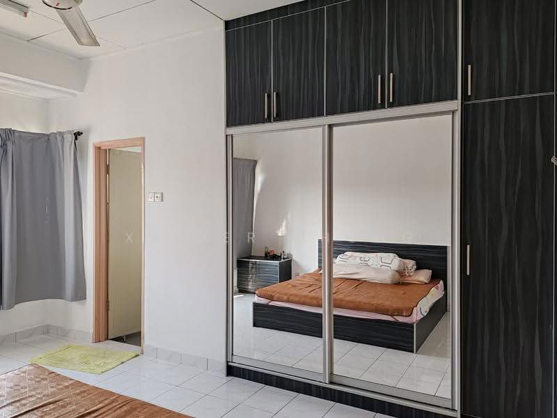 2-storey Terraced House for Sale in Taman Putra Prima (Puchong) - Xavier Chong - Bedroom - PropertyGuru.com.my