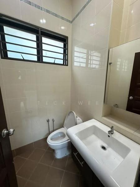 Rumah Banglo untuk Dijual di Ukay Heights (Ampang) - Teck Wee - Bathroom - PropertyGuru.com.my