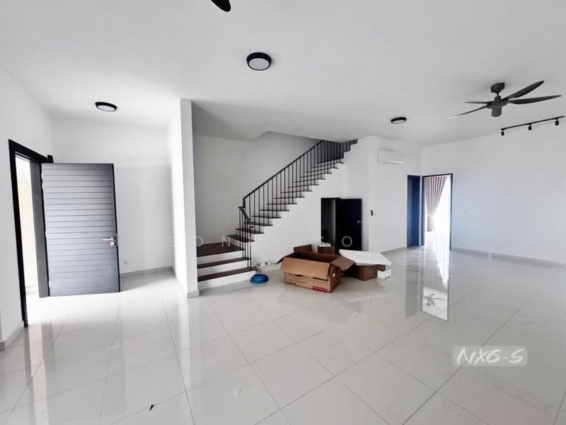 Terraced House for Sale in Kota Kemuning (Shah Alam) - Sonia Soh - Living Room - PropertyGuru.com.my