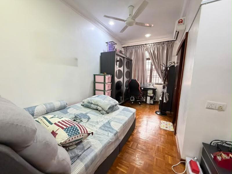 2-storey Terraced House for Sale in Taman Perling (Perling) - Joan Tong - PropertyGuru.com.my