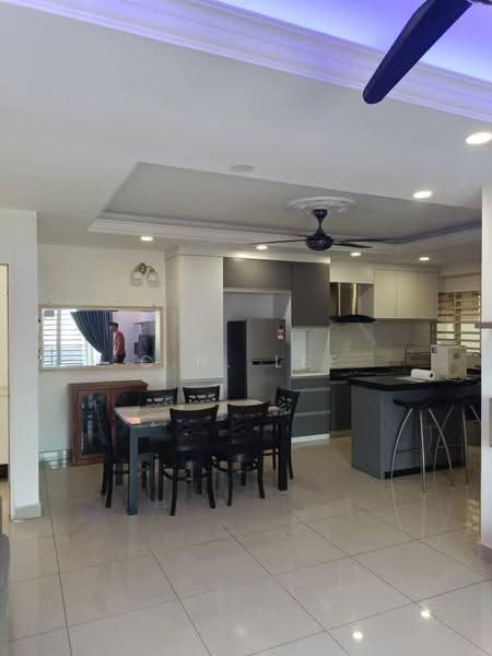 Apartment for Sale at Pangsapuri Wakaf Mohamed Hashim - C.H. Lee - Dining Room - PropertyGuru.com.my