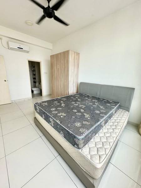 Service Residence for Rent at D'Summit Residences - Alex How - Bedroom - PropertyGuru.com.my
