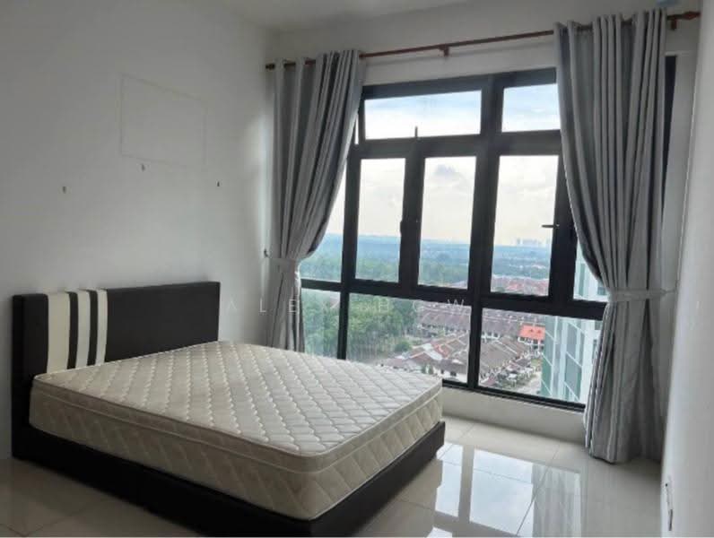 Kediaman Servis untuk Disewa di 8Scape Residence @ Sutera - Alex How - Bedroom - PropertyGuru.com.my