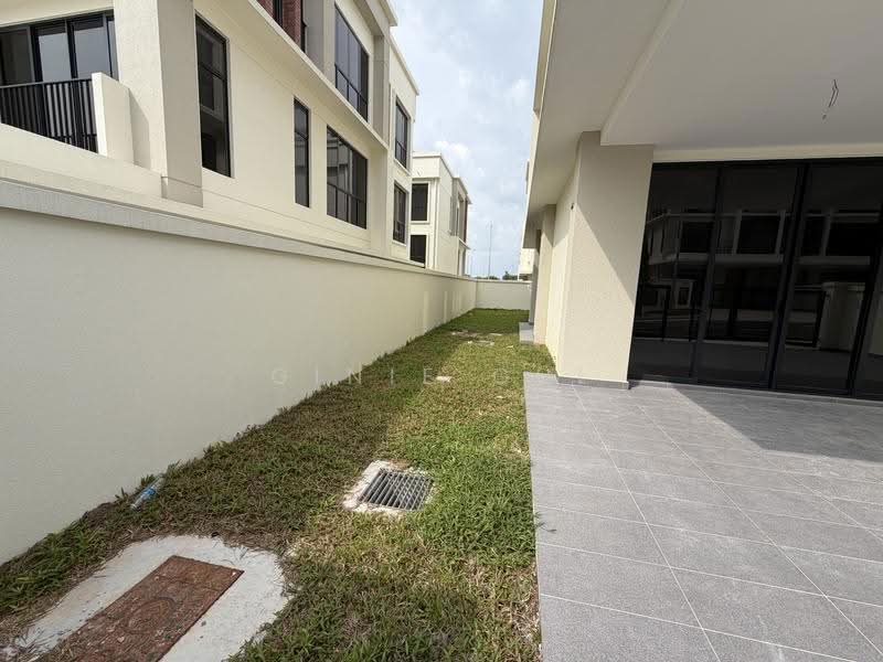 Semi-Detached House for Sale in Bandar Bukit Puchong 2 (Puchong) - Ginie Gui - Exterior - PropertyGuru.com.my