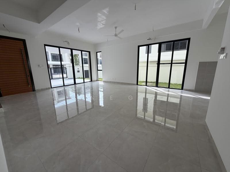 Semi-Detached House for Sale in Bandar Bukit Puchong 2 (Puchong) - Ginie Gui - Living Room - PropertyGuru.com.my