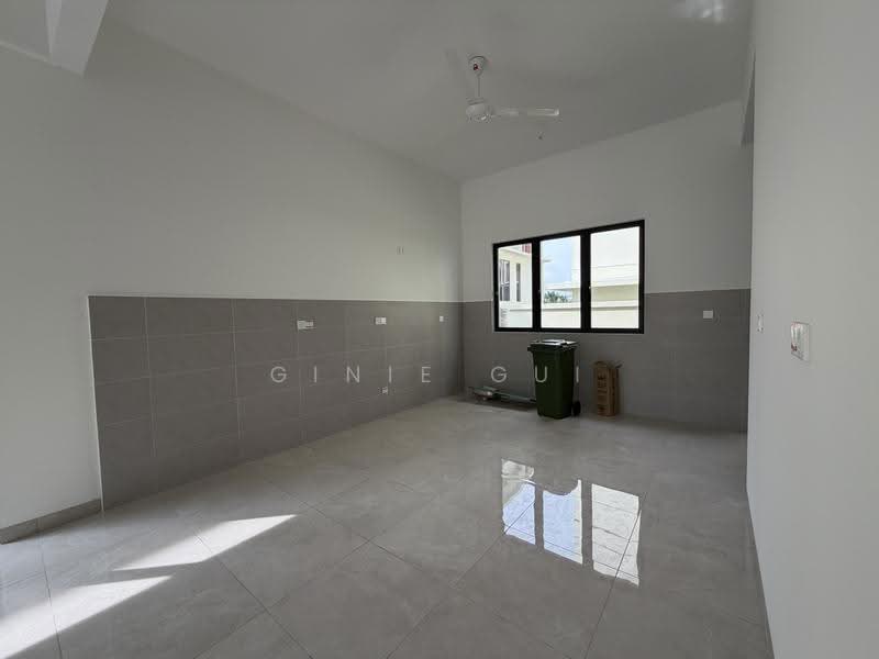 Semi-Detached House for Sale in Bandar Bukit Puchong 2 (Puchong) - Ginie Gui - Kitchen - PropertyGuru.com.my