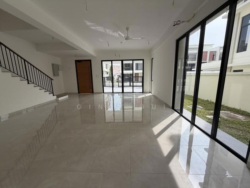 Semi-Detached House for Sale in Bandar Bukit Puchong 2 (Puchong) - Ginie Gui - Living Room - PropertyGuru.com.my