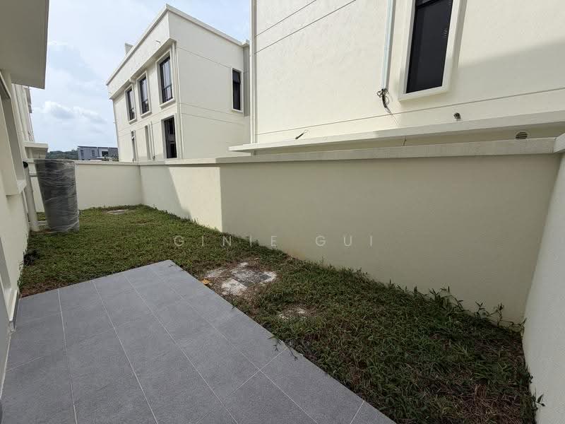 Semi-Detached House for Sale in Bandar Bukit Puchong 2 (Puchong) - Ginie Gui - Back Yard - PropertyGuru.com.my