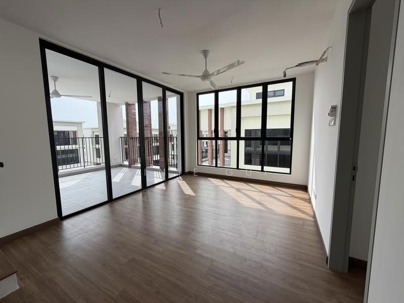 Semi-Detached House for Sale in Bandar Bukit Puchong 2 (Puchong) - Ginie Gui - Family Hall - PropertyGuru.com.my