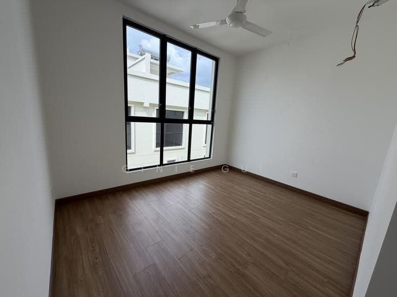 Semi-Detached House for Sale in Bandar Bukit Puchong 2 (Puchong) - Ginie Gui - Bedroom - PropertyGuru.com.my