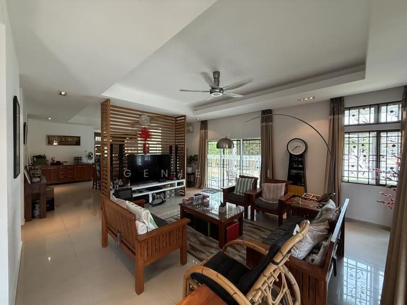 Semi-Detached House for Sale in Seri Kembangan (Selangor) - Ginie Gui - Living Room - PropertyGuru.com.my