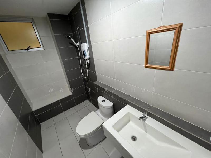 Kondominium untuk Disewa di Residensi PV18 - Wan Jia Shun - Bathroom - PropertyGuru.com.my