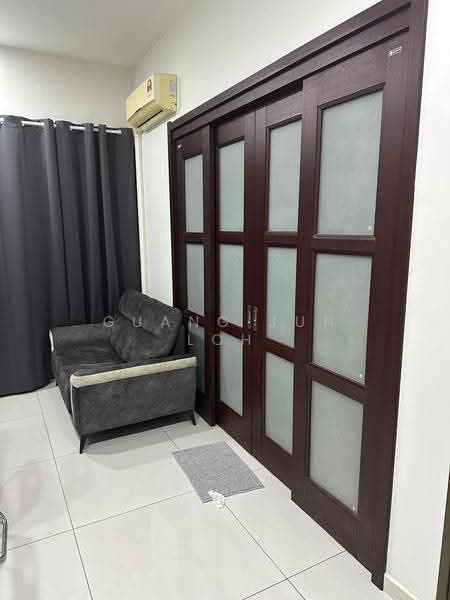 Service Residence for Sale at Bay Point @ Country Garden Danga Bay - Guang Jun Loh - Living Room - PropertyGuru.com.my