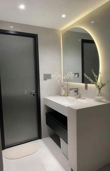 Service Residence for Sale at Amerin Residence - Zara Tan - Bathroom - PropertyGuru.com.my