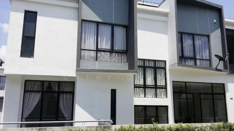 Semi-Detached House for Sale in Taman Equine (Seri Kembangan) - Cathy Chin - PropertyGuru.com.my