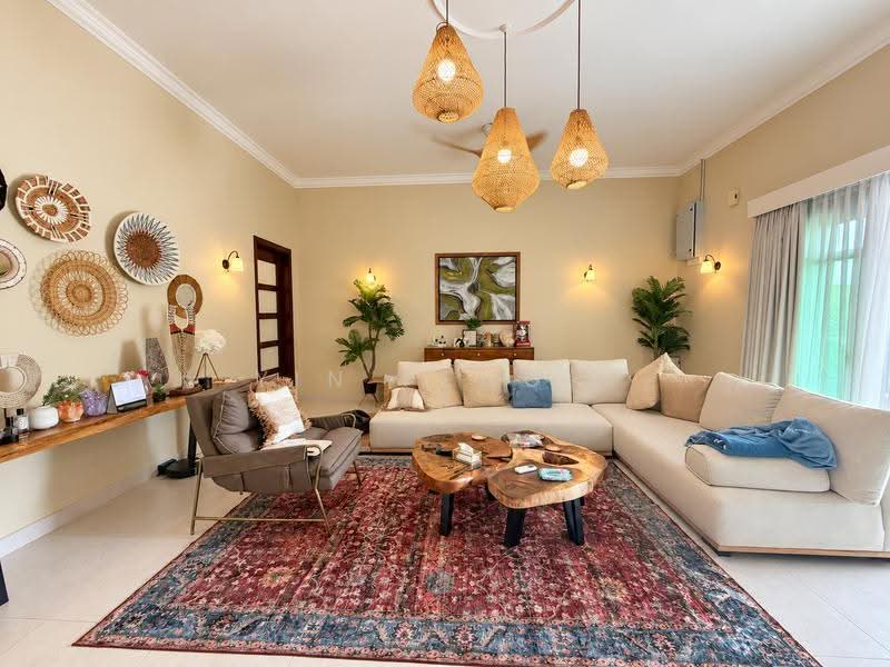 1-storey Terraced House for Sale in Taman Tun Dr Ismail (Kuala Lumpur) - Yin Peng . - Living Room - PropertyGuru.com.my